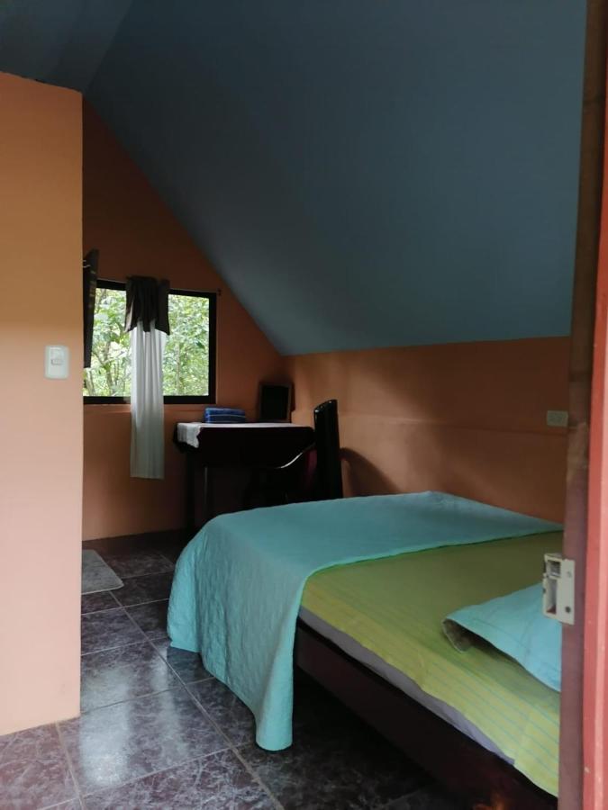 Los Chocuacos. Guácimo Exteriör bild