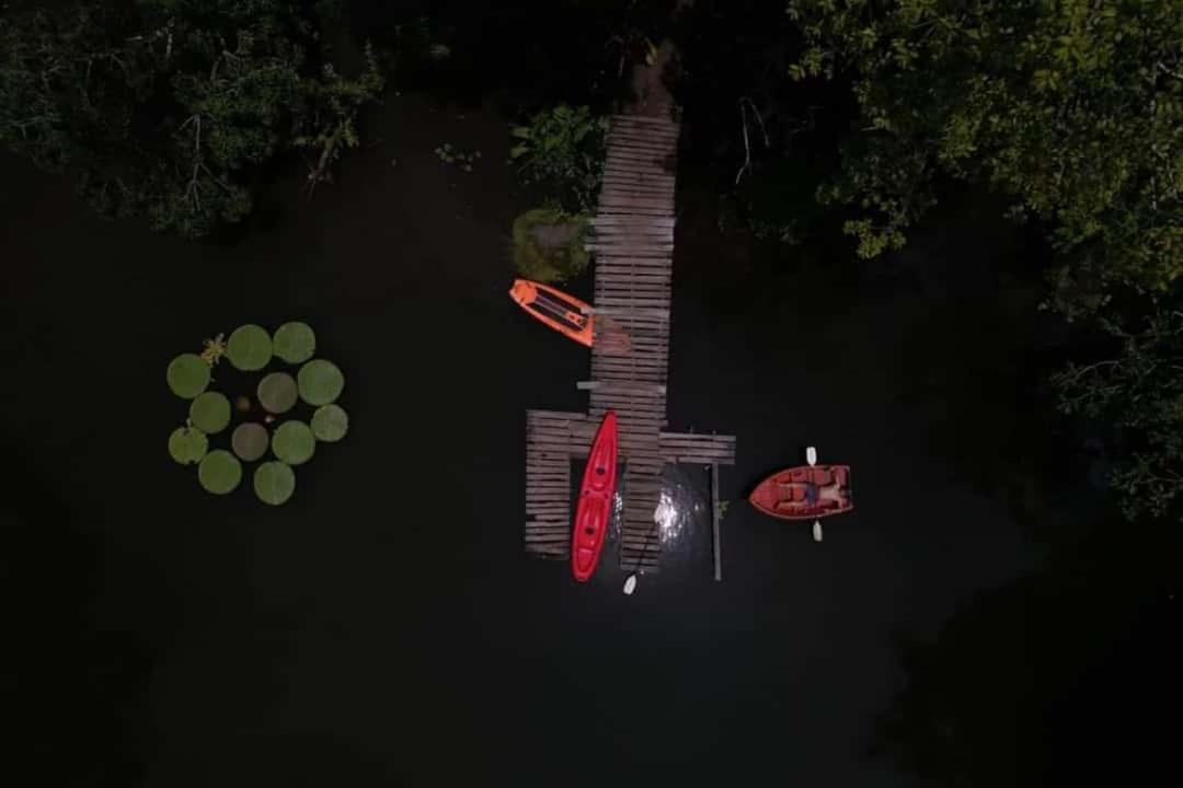Los Chocuacos. Guácimo Exteriör bild